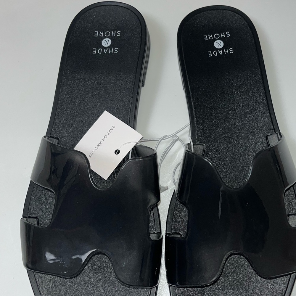 Shade & Shore Black Sandals 8 - Picture 5 of 5